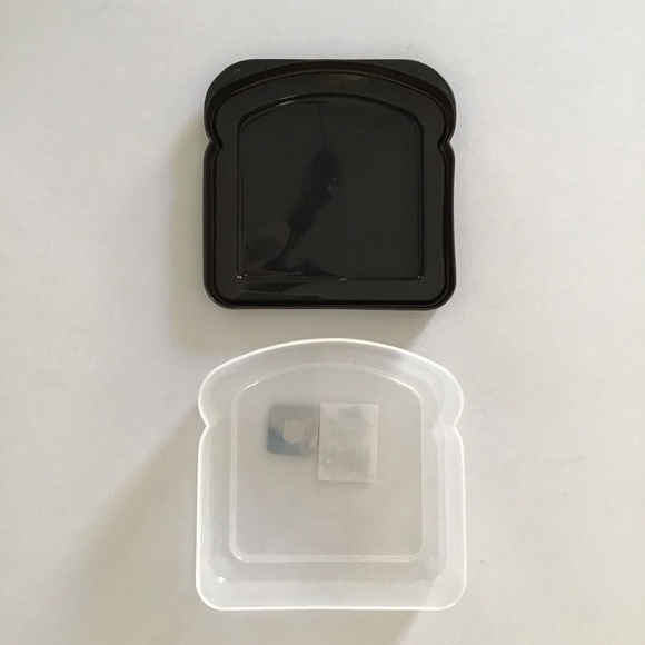 Tampa Bay Bucs Buccaneers NFL Football Helmet Magnet & Sandwich Keeper NFC NEW - Picture 13 of 16